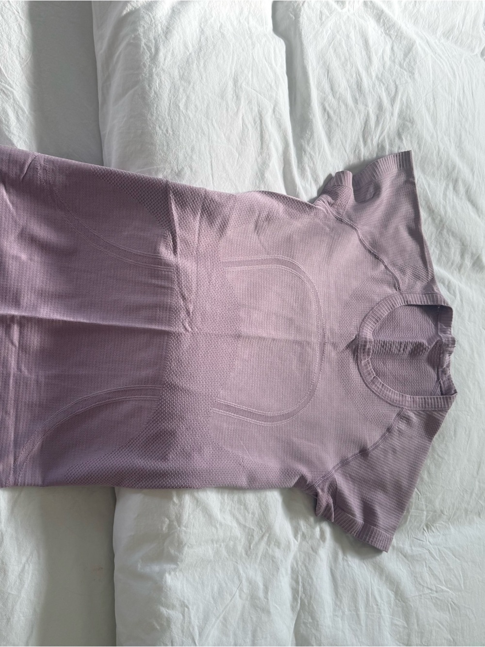 Women’s Lulu workout top